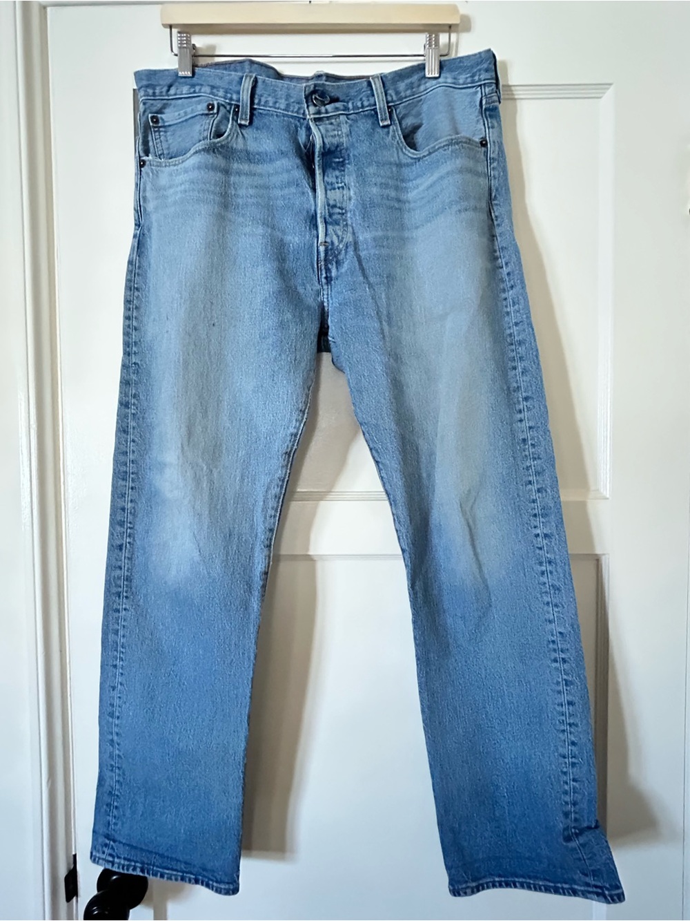 Levi’s Men’s Woman’s Unisex Straight-Leg washed Denim Jeans